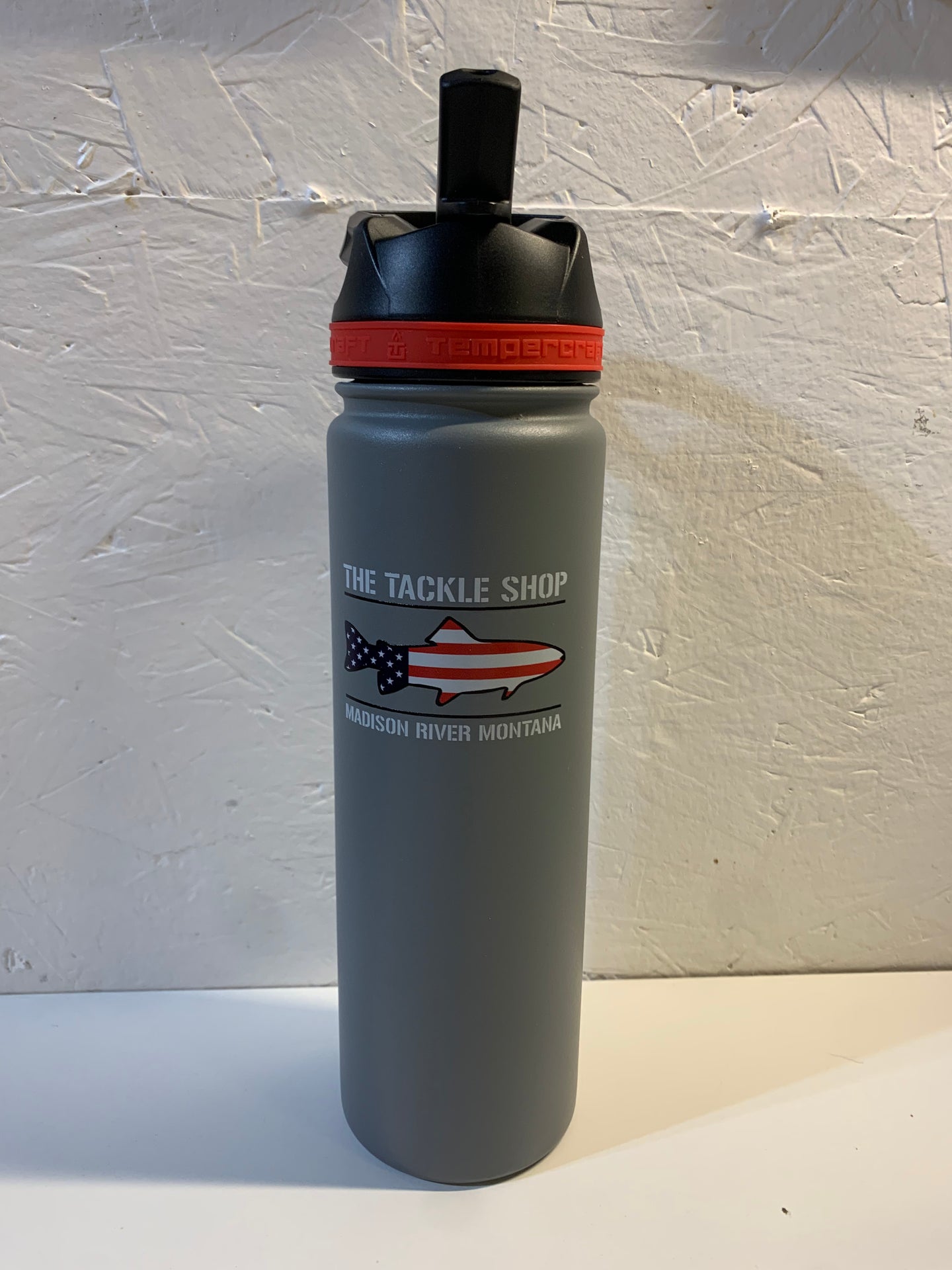 The Tackle Shop Tempercraft 22oz Vacuum Insulated Water Bottle